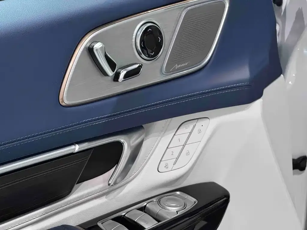 Buick Century 2024 из CN, фото 8