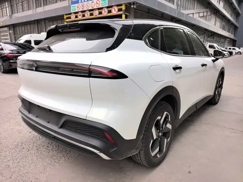Baojun Yunhai 2024 из CN, фото 2
