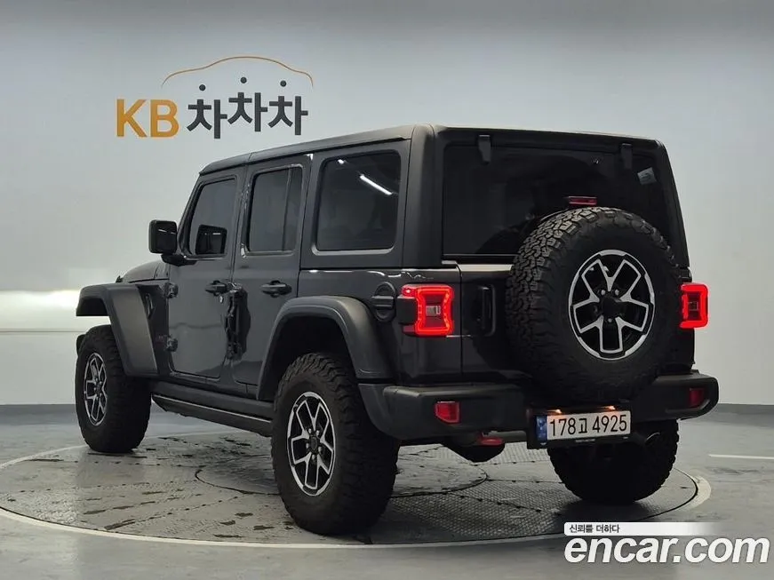 Jeep Wrangler 2024 из KR, фото 6