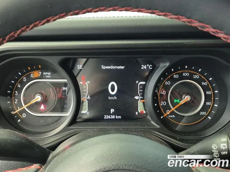Jeep Wrangler 2024 из KR, фото 3