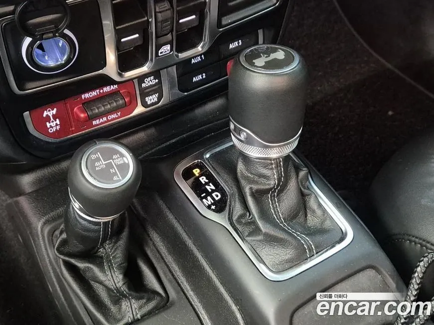 Jeep Wrangler 2024 из KR, фото 10