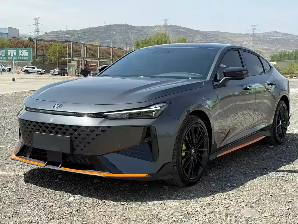 Changan UNI-V 2026 из CN, фото 1