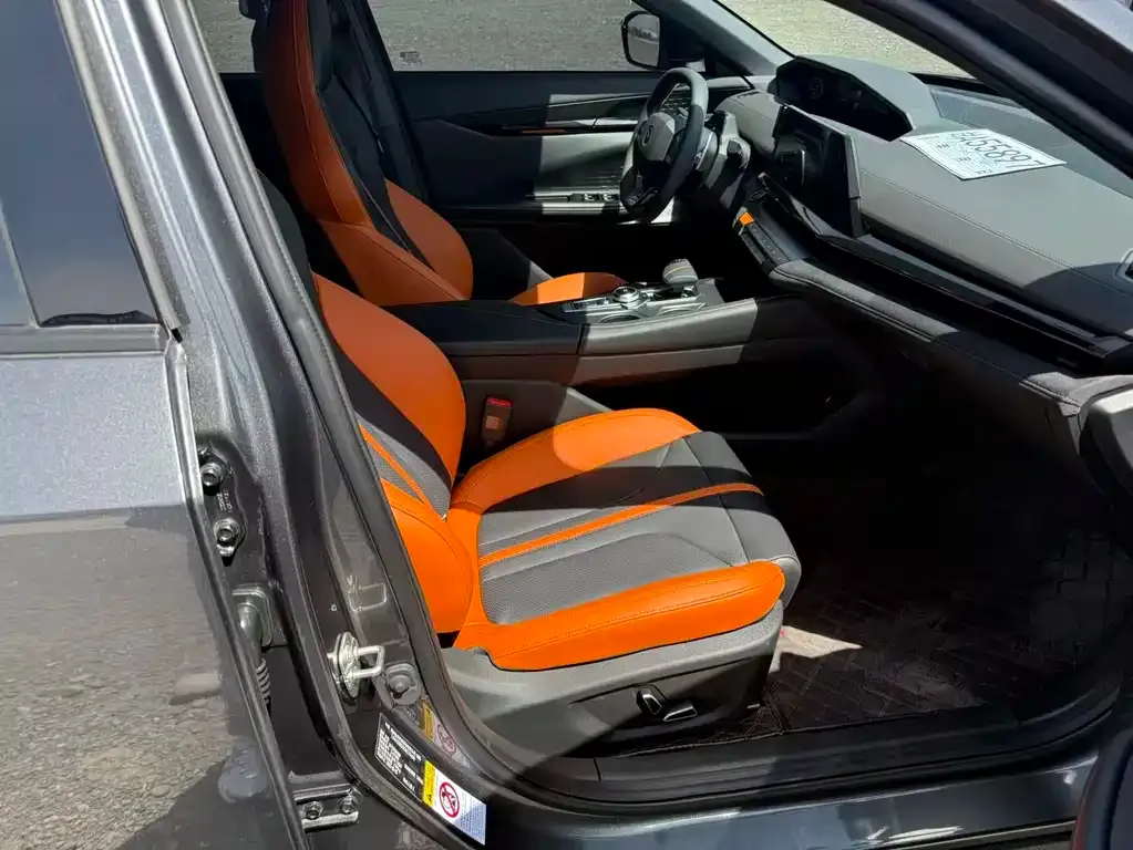 Changan UNI-V 2026 из CN, фото 4