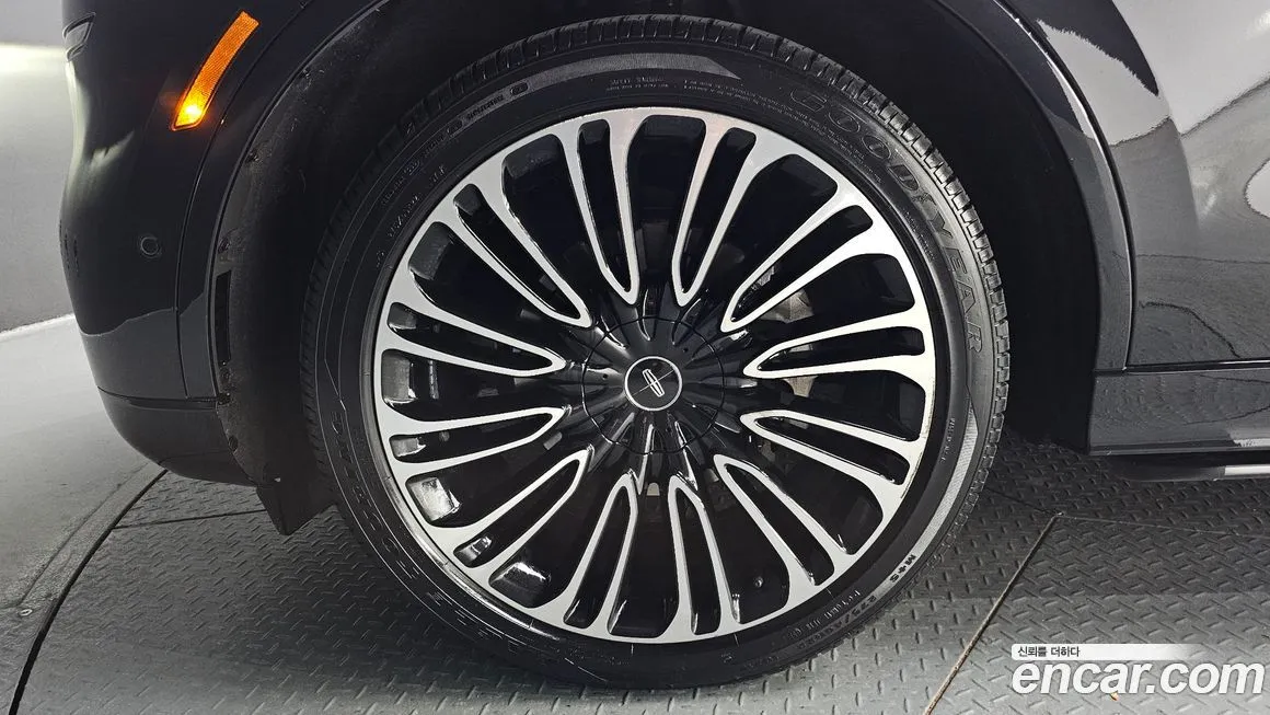 Lincoln Aviator 2021 из KR, фото 8