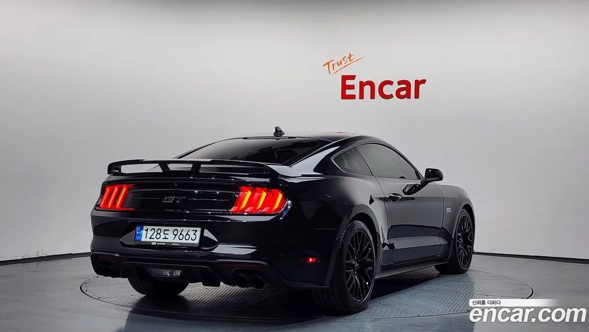 Ford Mustang 2022 из KR, фото 3