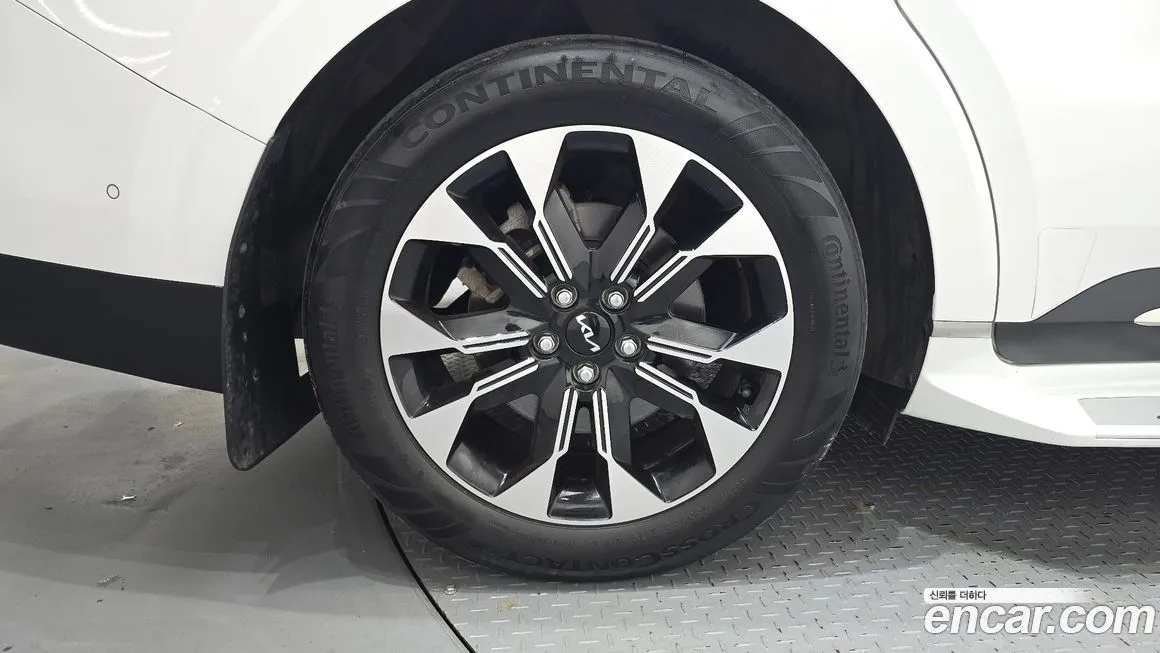 Kia Carnival 2023 из KR, фото 2