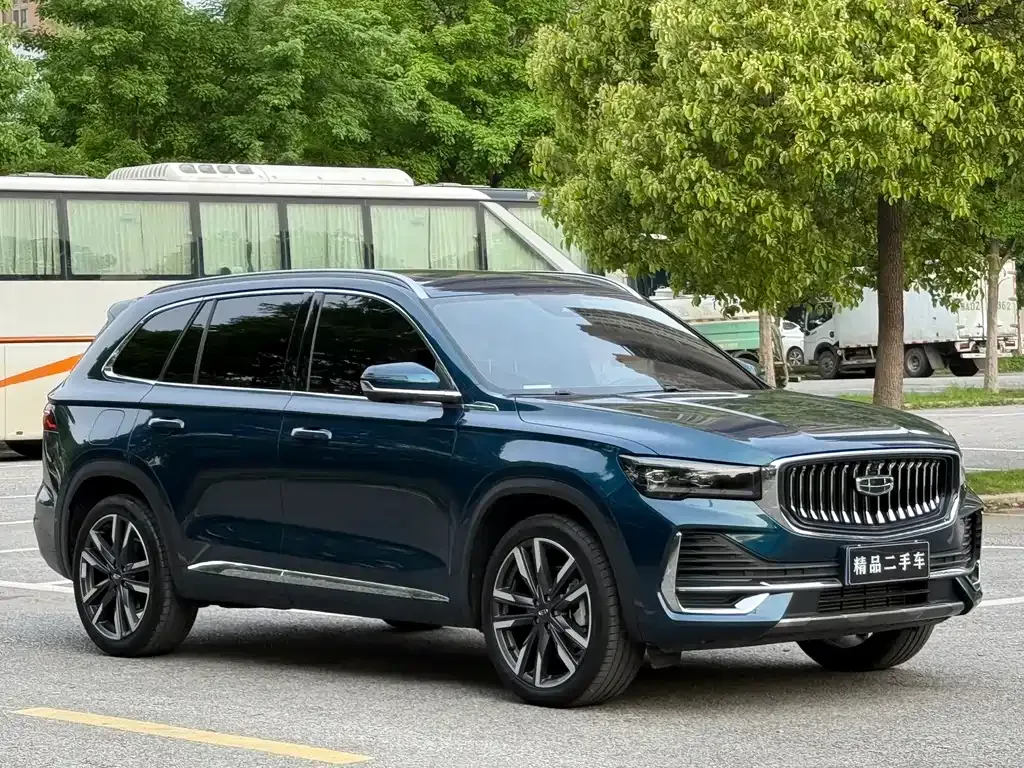 Geely Xingyue L — фото 6