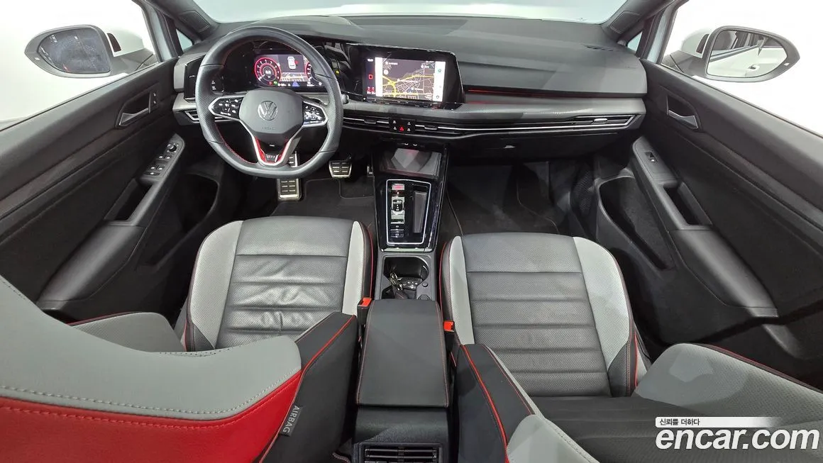 Volkswagen Golf 2024 из KR, фото 6