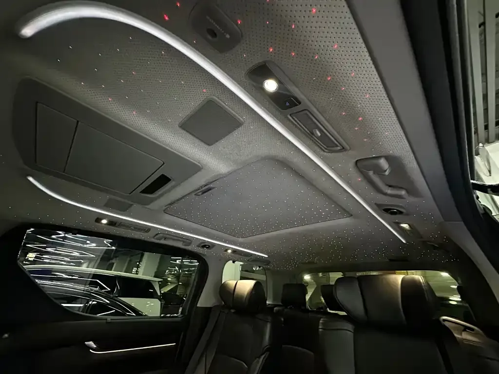 Toyota Vellfire — фото 10