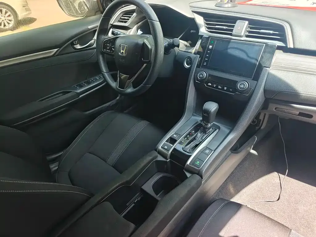 Honda Civic — фото 4