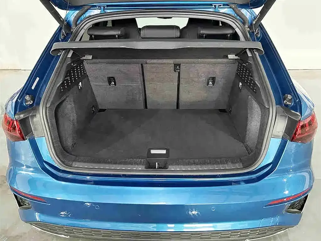 Audi A3 2022 из CN, фото 8