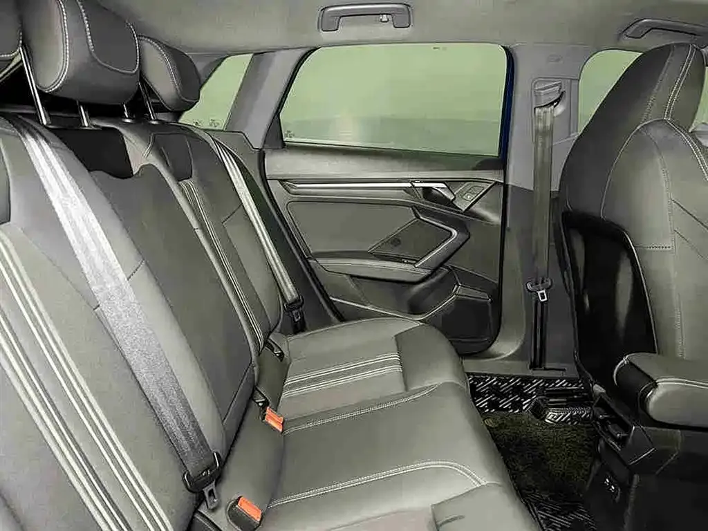 Audi A3 2022 из CN, фото 4