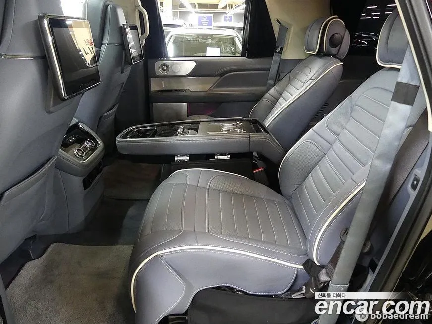 Lincoln Navigator 2021 из KR, фото 2