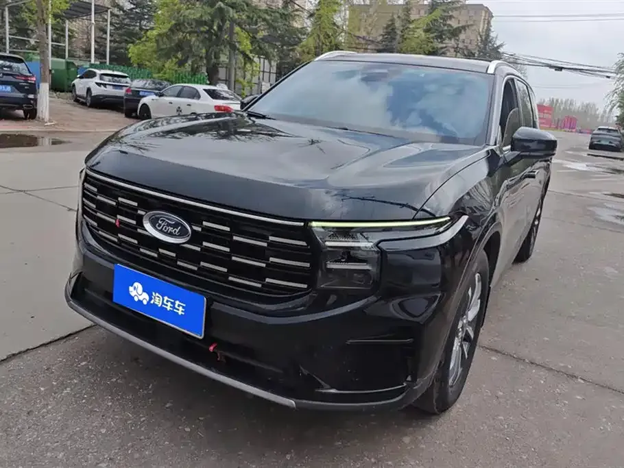 Ford Edge — фото 1