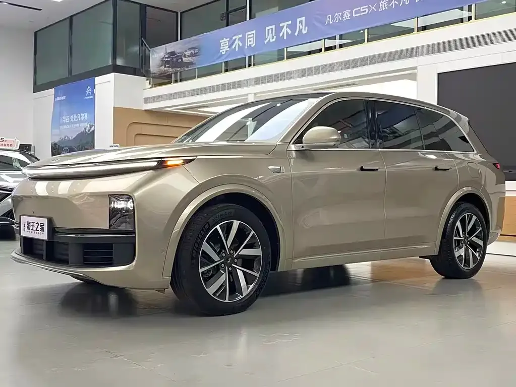 Li Auto L8