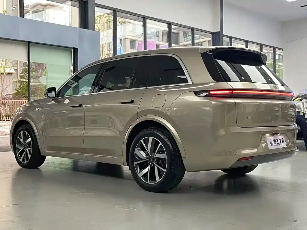 Li Auto L8 2023 из CN, фото 6