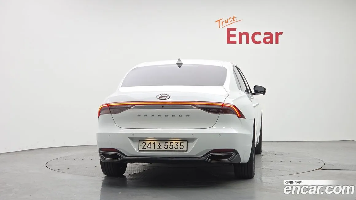 Hyundai Grandeur 2022 из KR, фото 4