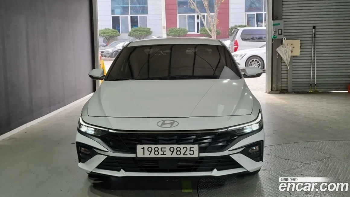 Hyundai AVANTE — фото 4