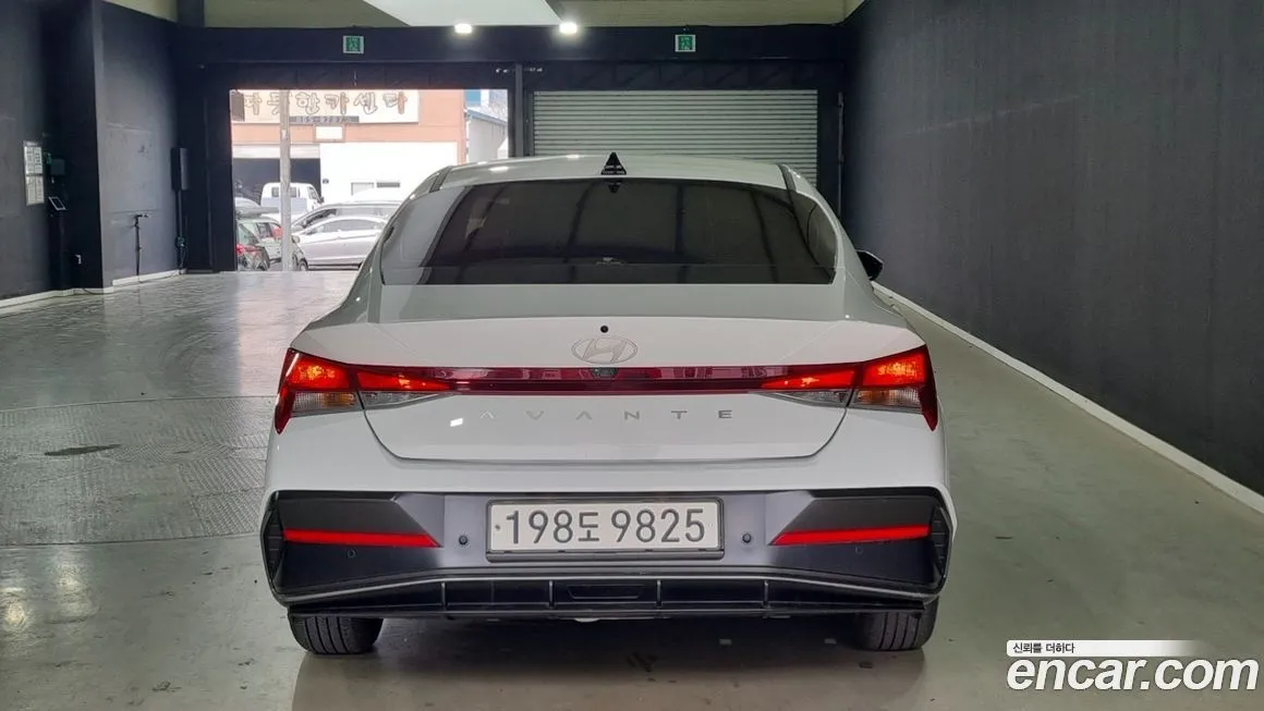 Hyundai AVANTE — фото 9