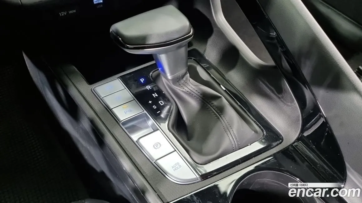 Hyundai AVANTE — фото 6