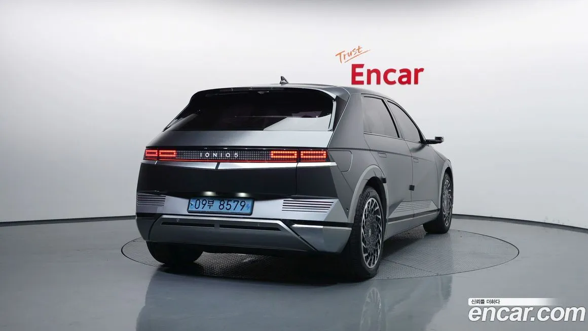 Hyundai Ioniq5 — фото 3