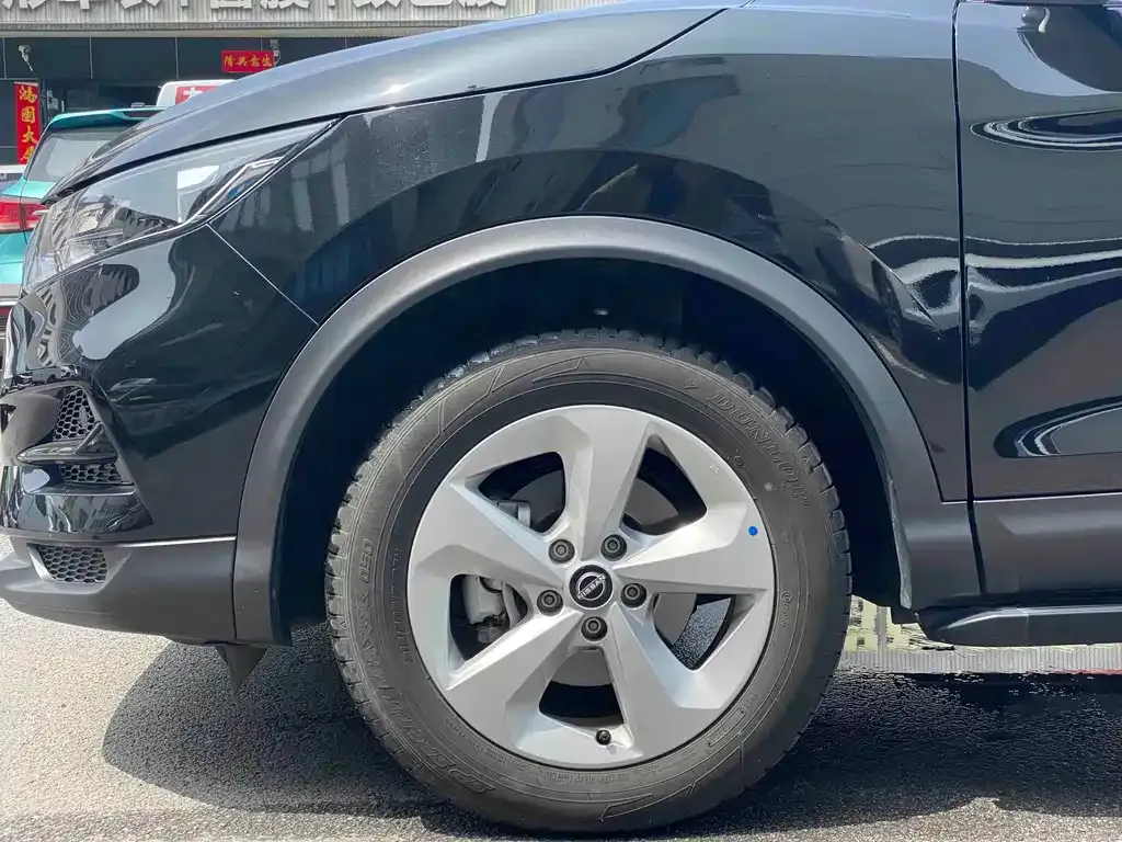 Nissan Qashqai — фото 5