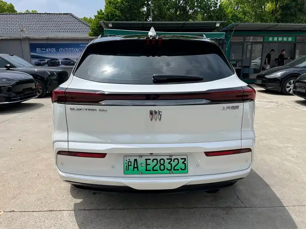 Buick E5 2023 из CN, фото 4
