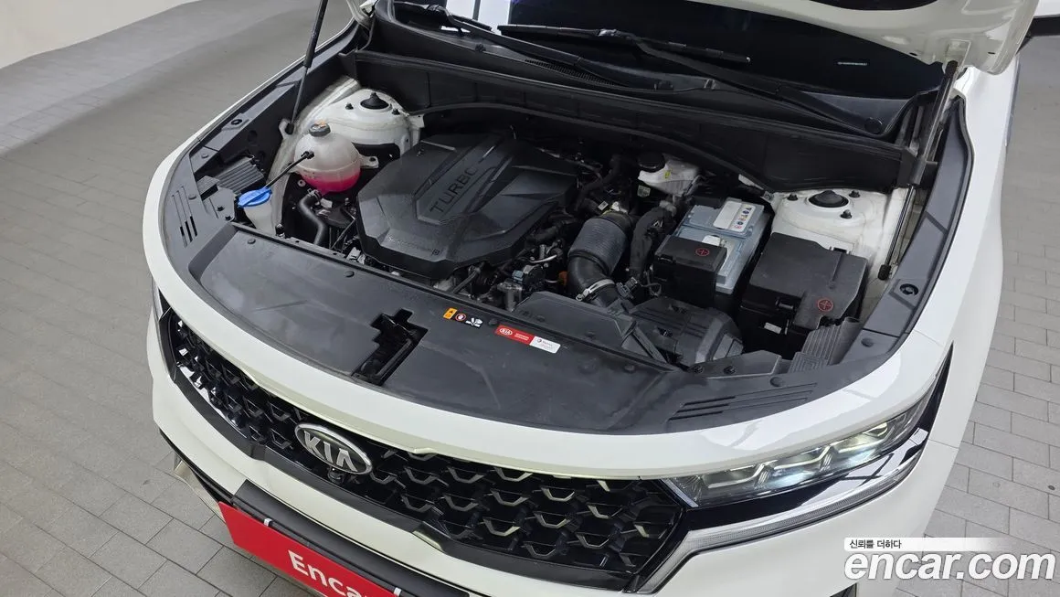 Kia Sorento — фото 9