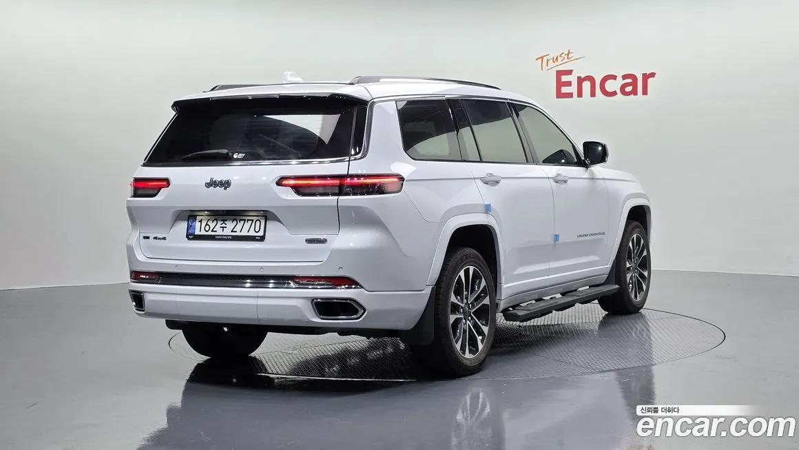 Jeep Cherokee — фото 6