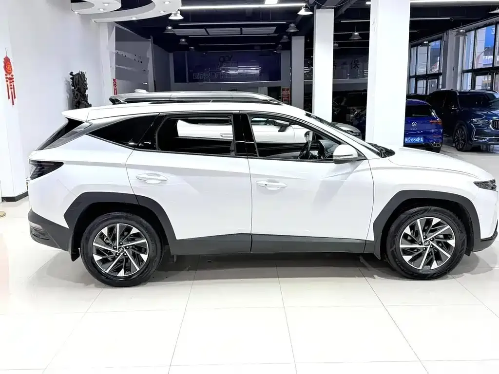 Hyundai Tucson — фото 7