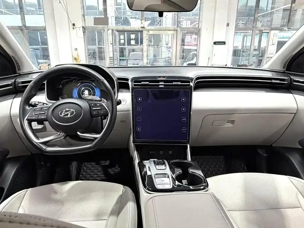 Hyundai Tucson — фото 10