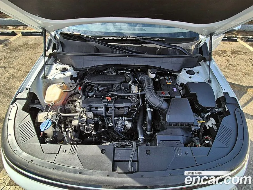 Hyundai Kona 2023 из KR, фото 8