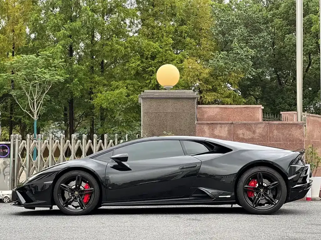 Lamborghini Huracan 2021 из CN, фото 8