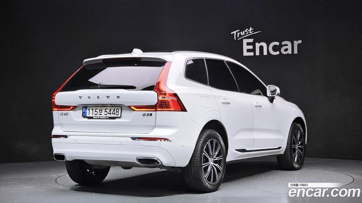 Volvo XC60 — фото 6