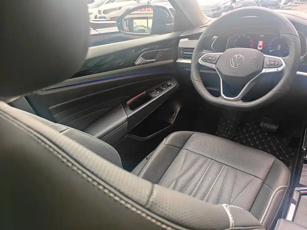 Volkswagen Passat 2022 из CN, фото 5
