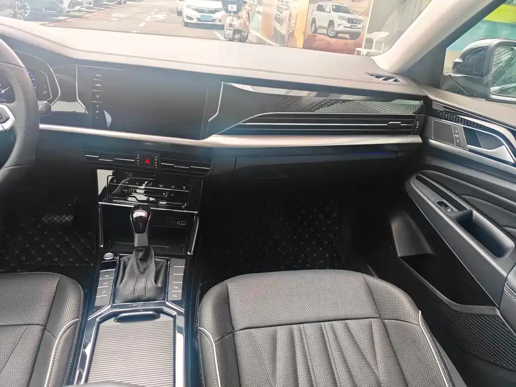 Volkswagen Passat 2022 из CN, фото 10