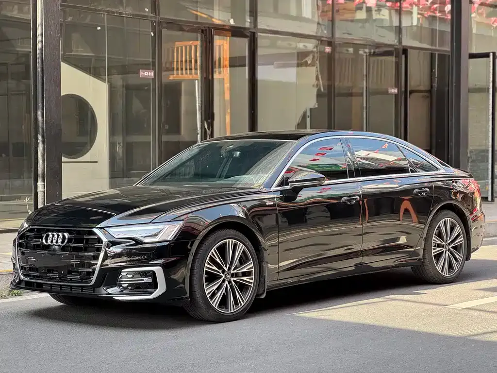Audi A6L — фото 1