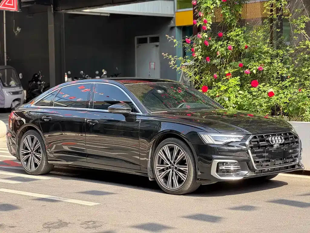 Audi A6L — фото 10