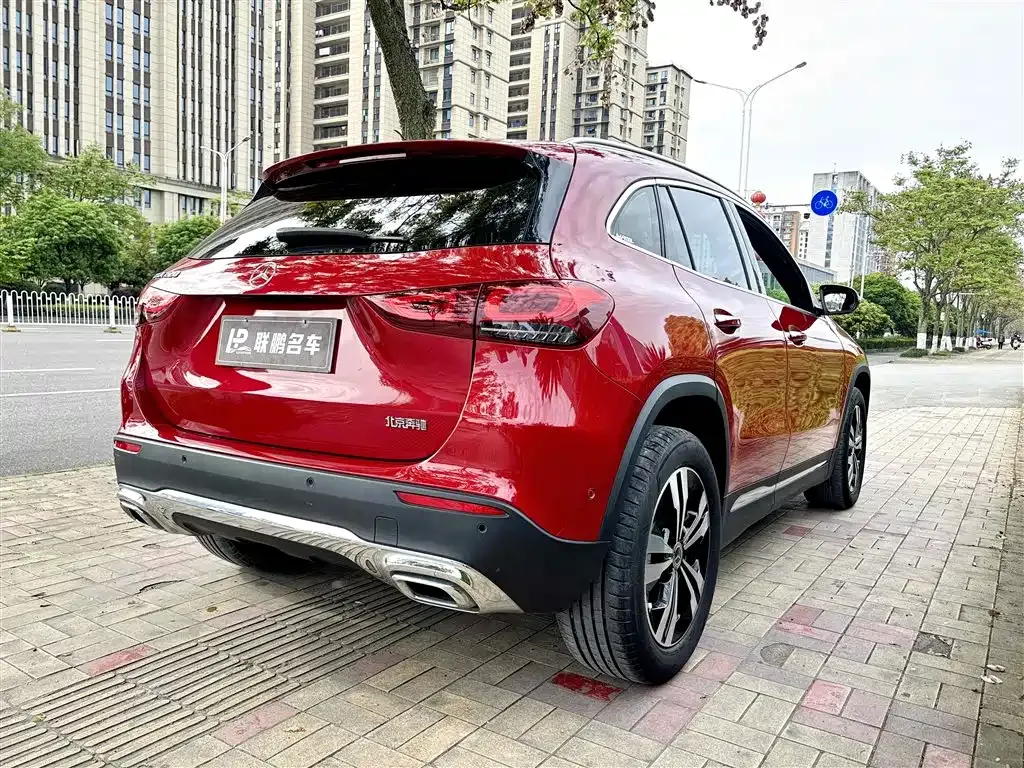 Mercedes-Benz GLA — фото 9