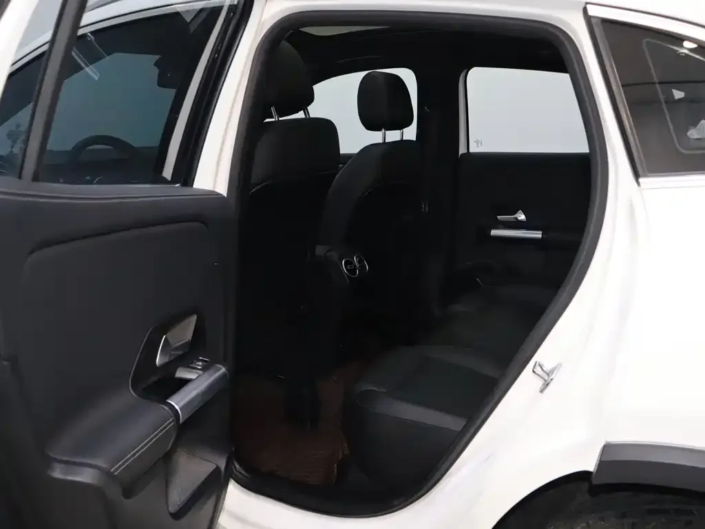 Mercedes-Benz GLA 2021 из CN, фото 3
