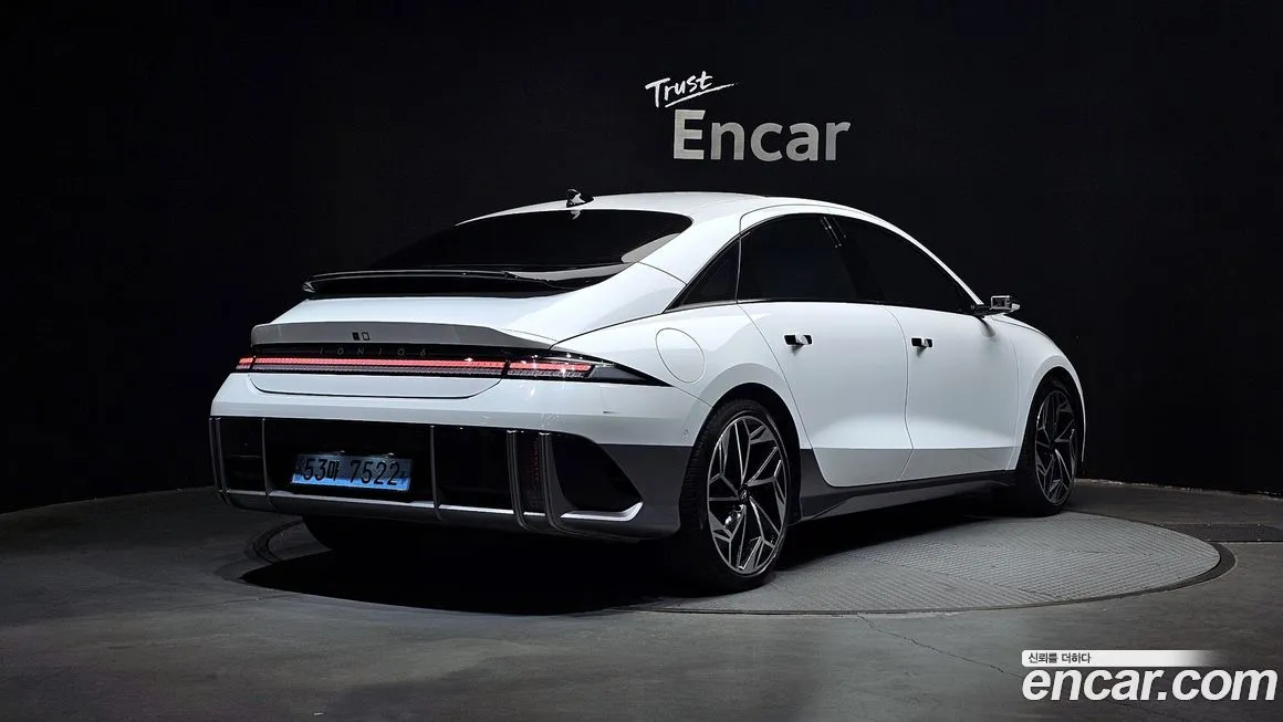 Hyundai Ioniq6 — фото 2