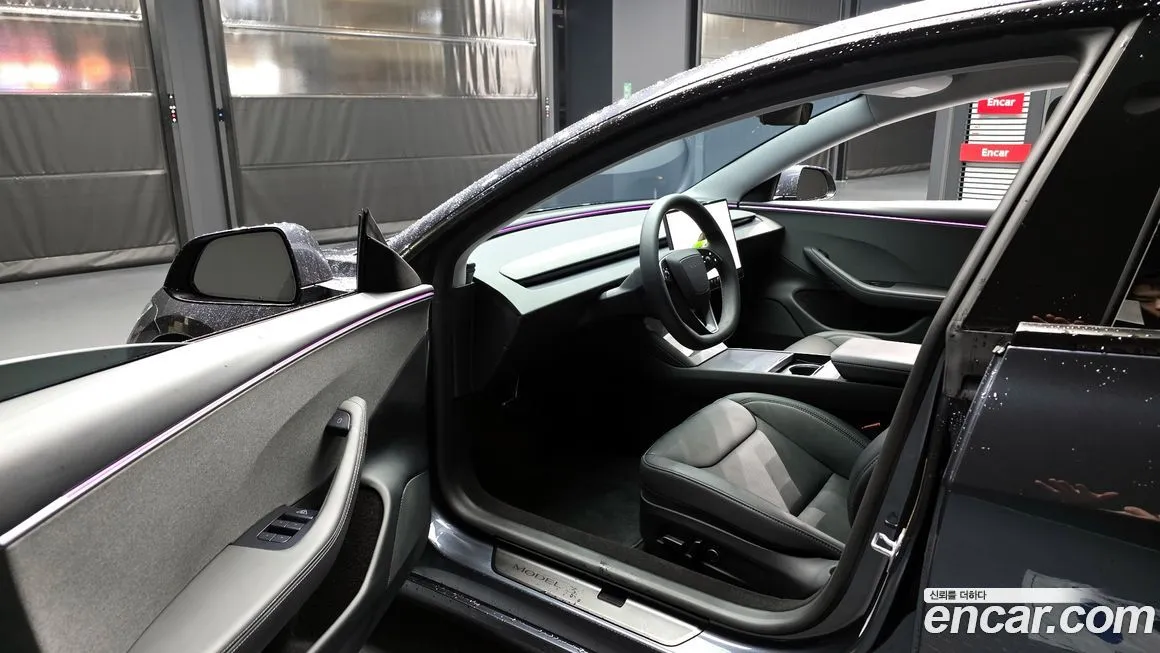 Tesla Model 3 — фото 10