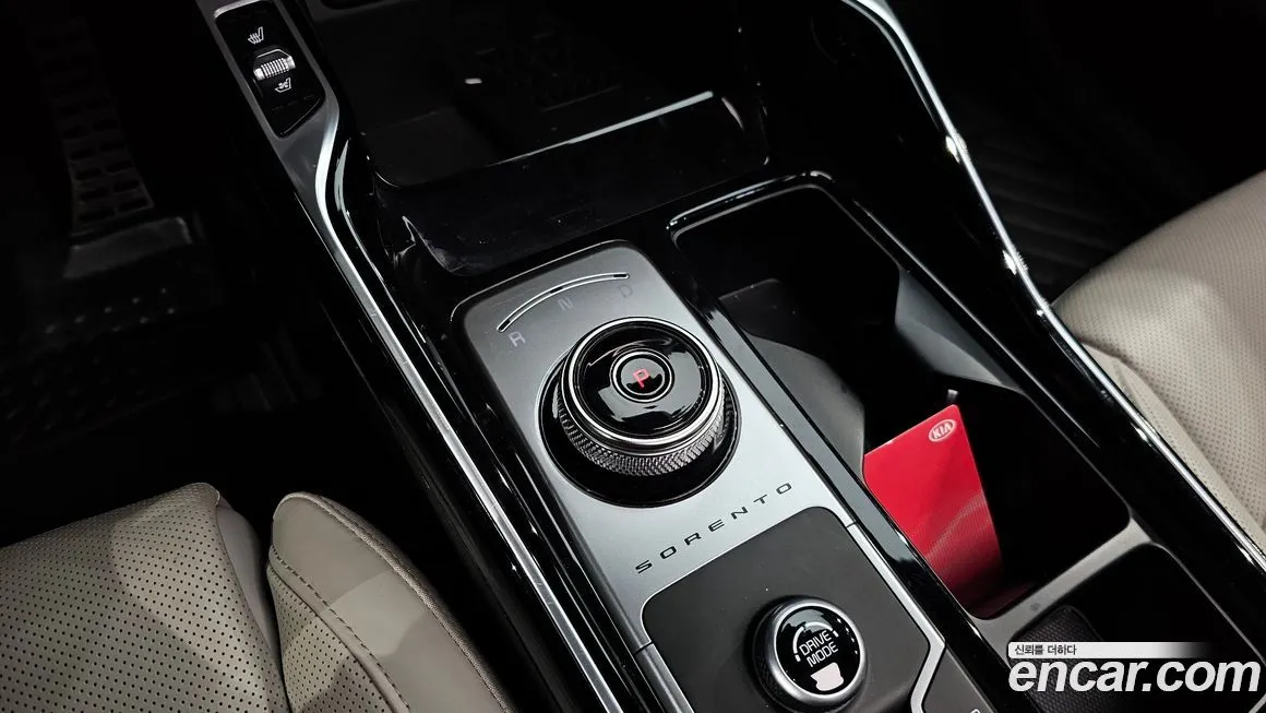 Kia Sorento — фото 4