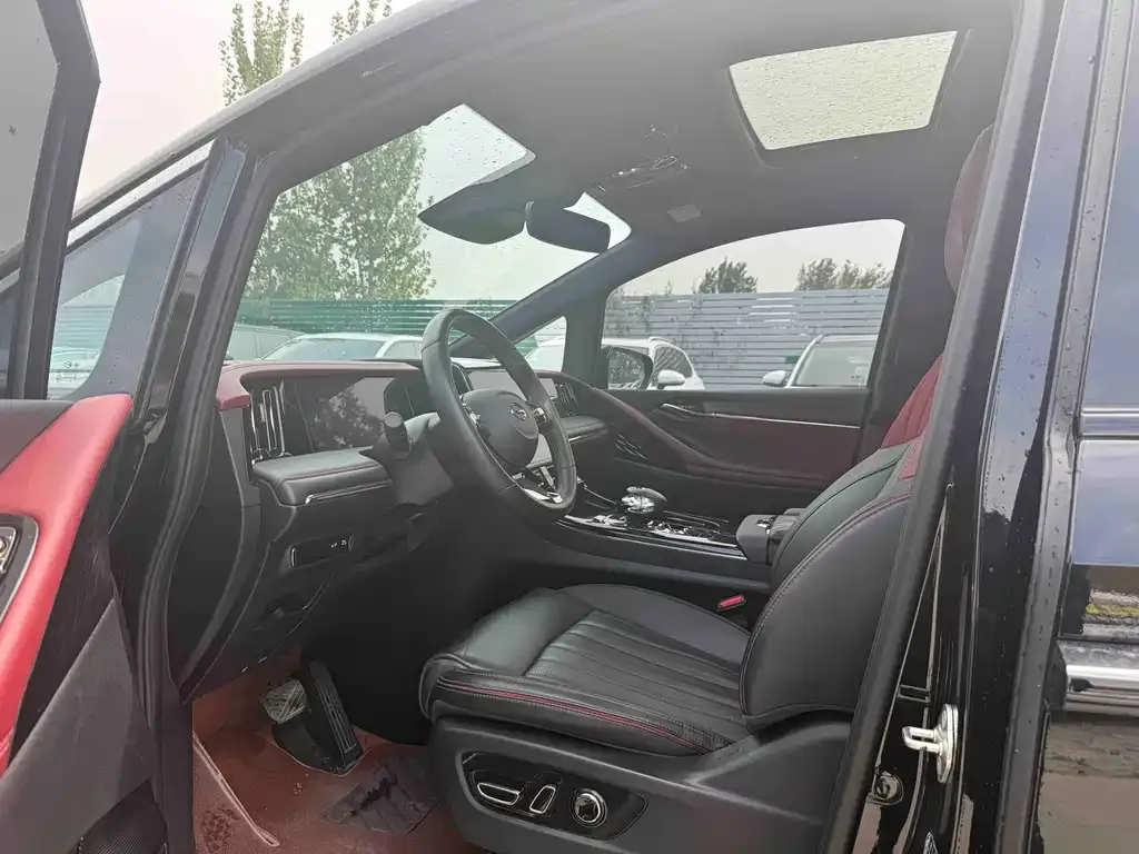 GAC Motor Trumpchi M8 — фото 3