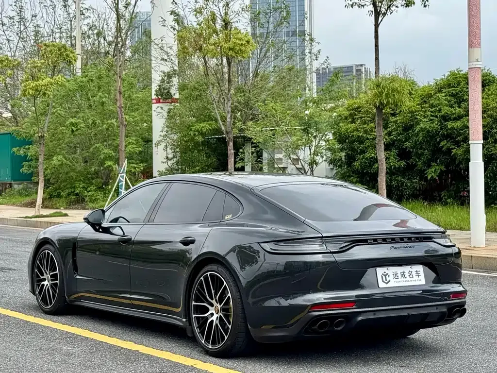 Porsche Panamera — фото 10