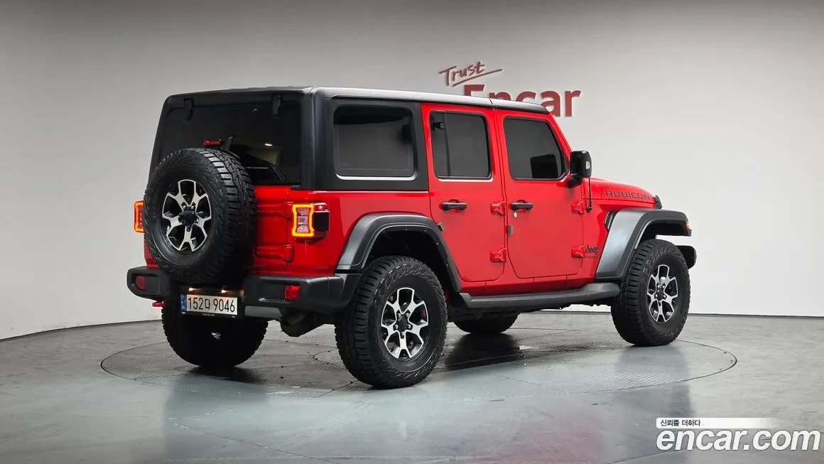 Jeep Wrangler — фото 9