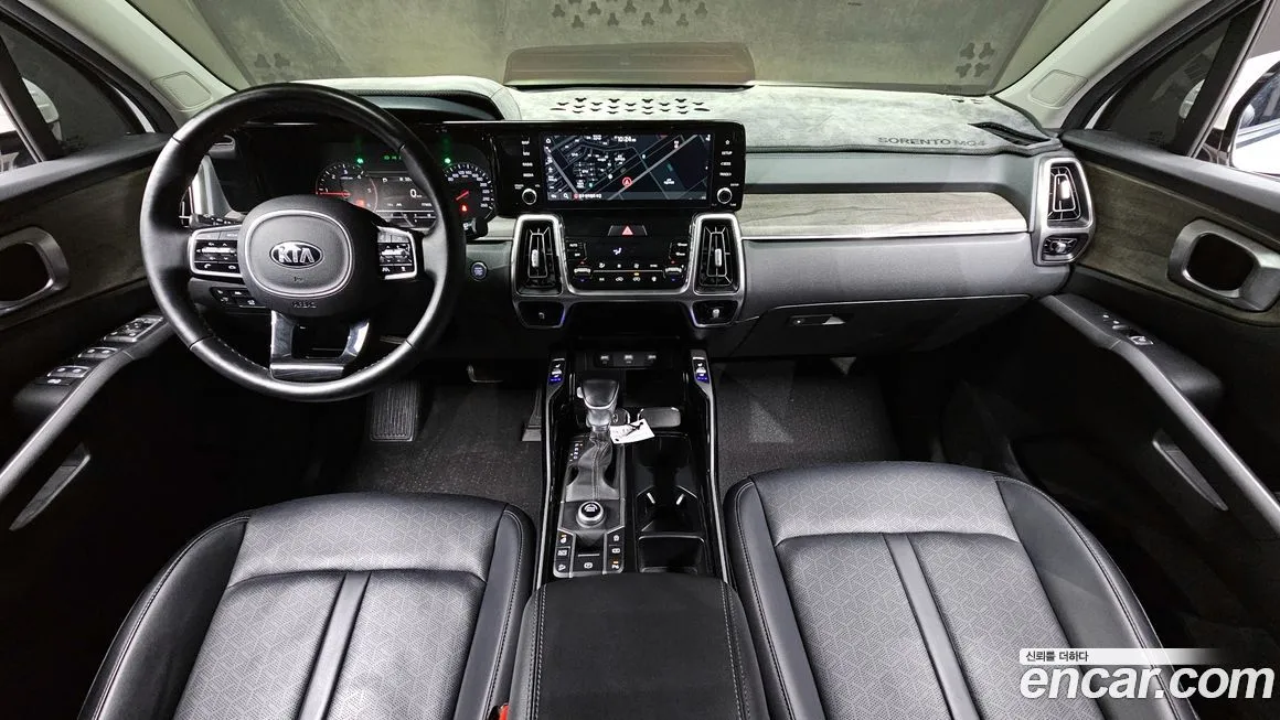 Kia Sorento — фото 8