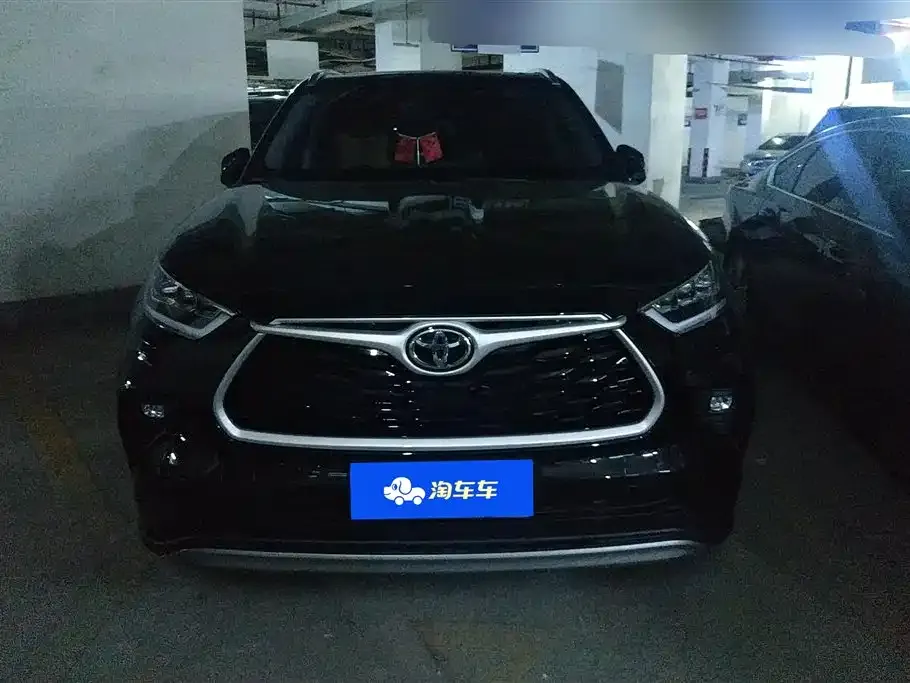 Toyota Highlander — фото 2