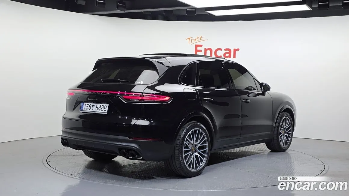 Porsche Cayenne 2023 из KR, фото 2
