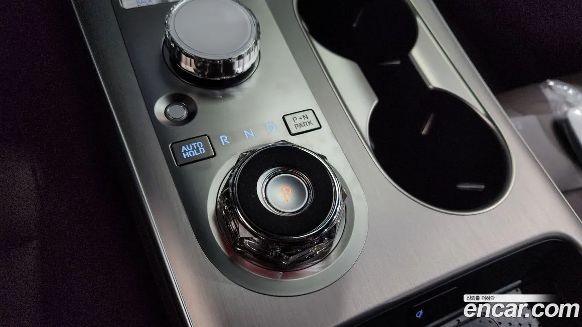 Genesis GV70 — фото 10